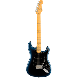 Acquista FENDER American Professional II Stratocaster, Maple Fingerboard, Dark Night - 011390 online | Merula Strumenti Musicali