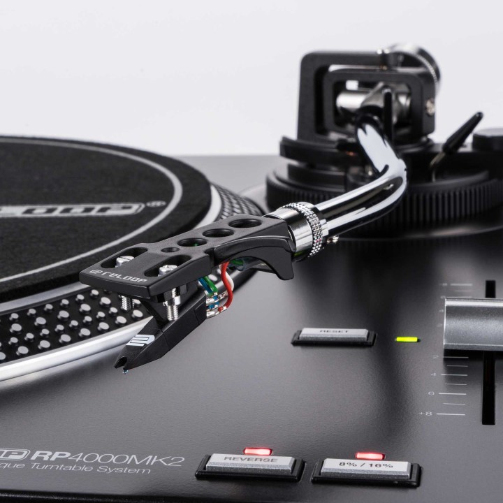 Acquista RELOOP RP-4000 MK2 online | Merula Strumenti Musicali