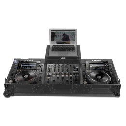 Acquista UDG U91026BL2 - FC PIONEER CDJ-2000/ 900NXS2 BLACK MK2 PLUS (LAPTOP SHELF + WHEELS) online | Merula Strumenti Musicali