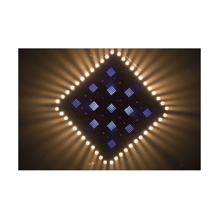 Acquista SHOWTEC LED PAR 64 AIRCRAFT DMX 3° BEAM ANGLE online | Merula Strumenti Musicali