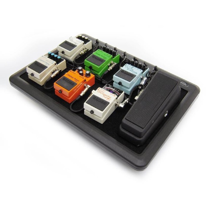 Acquista S.K.B SKB-PS-8EU PEDALIERA ALIMENTATA online | Merula Strumenti Musicali