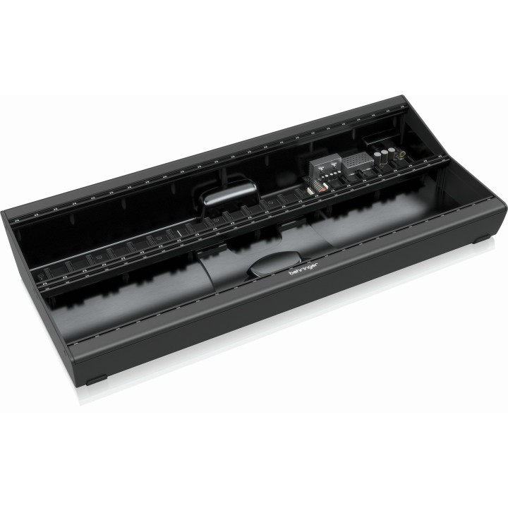 Acquista BEHRINGER EURORACK GO online | Merula Strumenti Musicali
