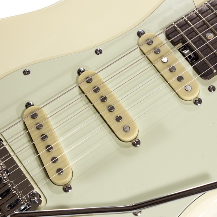 Acquista SCHECTER TRADITIONAL ROUTE 66 SAINT LOUIS S/S/S-A.WHT SCH3692 online | Merula Strumenti Musicali