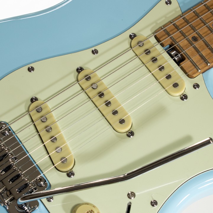 Acquista SCHECTER TRADITIONAL ROUTE 66 CHICAGO S/S/S-S.P.BLU online | Merula Strumenti Musicali