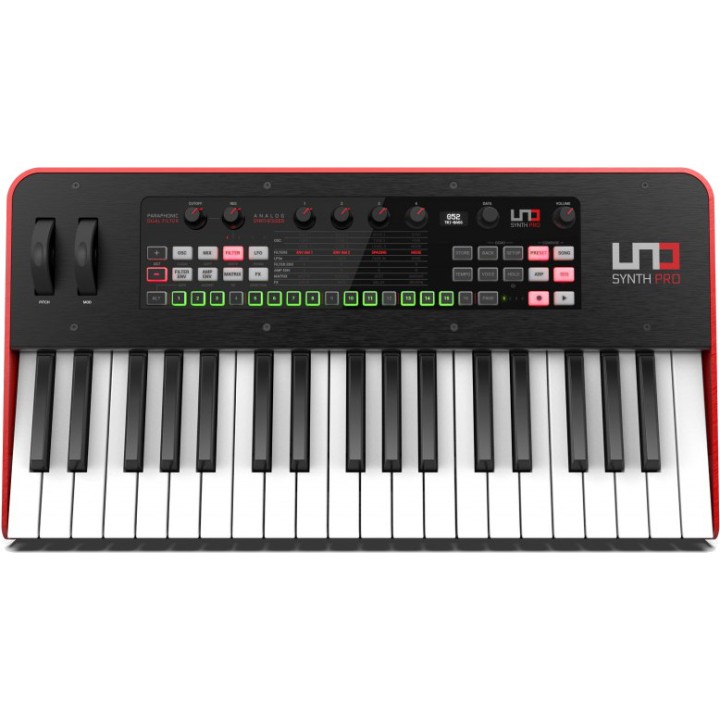 ik multimedia uno synth desktop sintetizzatore analogico