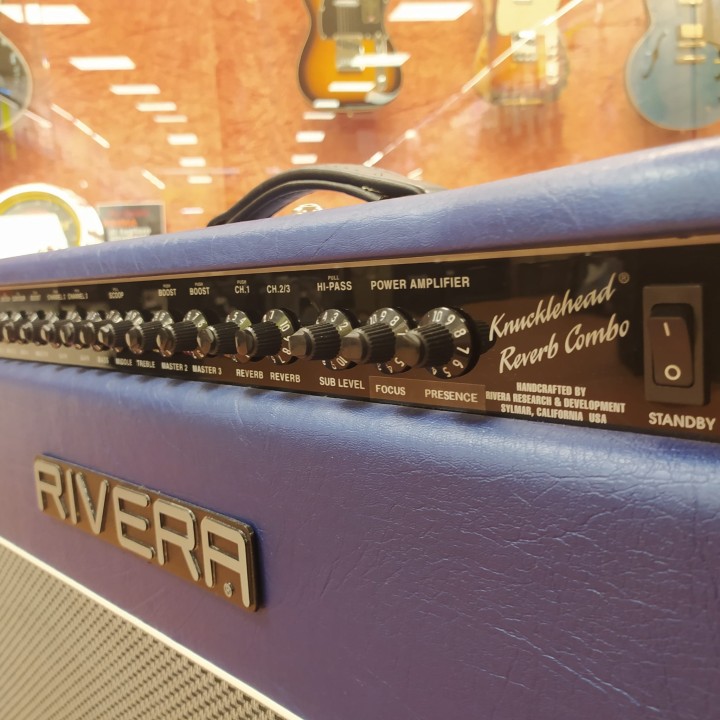 Acquista RIVERA Knucklehead Kr 55 212 Blu online | Merula Strumenti Musicali