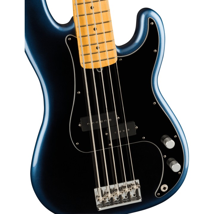 Acquista FENDER American Professional II Precision Bass V 0193962761 online | Merula Strumenti Musicali