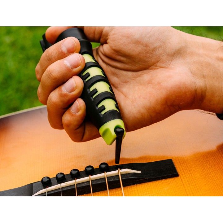 Acquista ERNIE BALL P09604 PEGWINDER PLUS AVVOLGICORDE online | Merula Strumenti Musicali