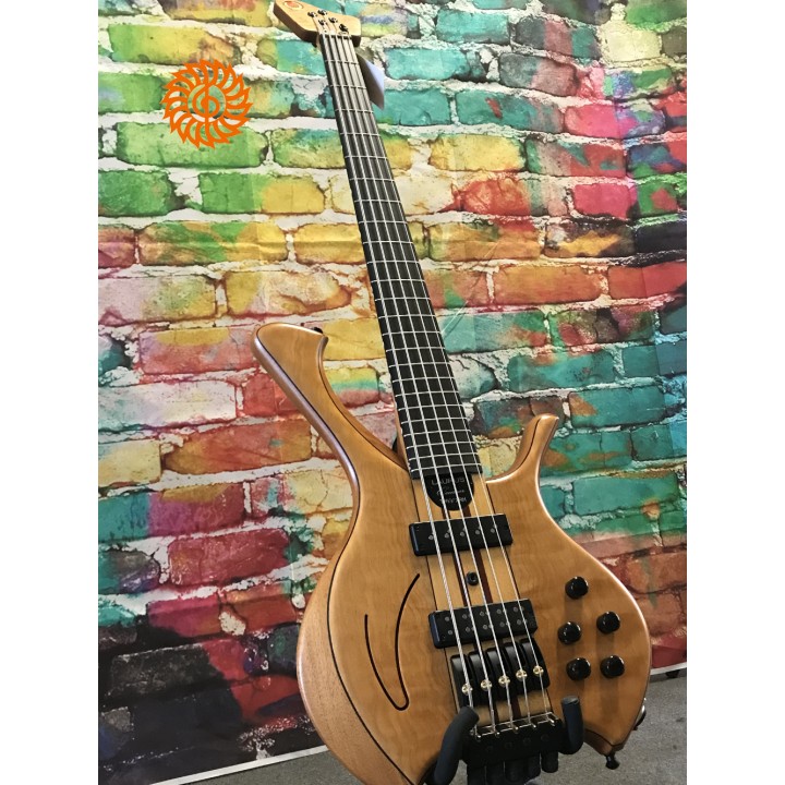 Acquista LAURUS QUASAR T900 XRH online | Merula Strumenti Musicali