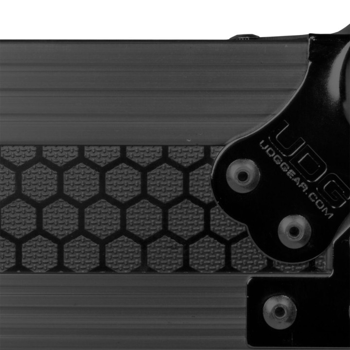 Acquista UDG U91051BL2 - UDG ULTIMATE FLIGHT CASE PIONEER XDJ-RX2 BLACK MK2 PLUS (WHEELS) online | Merula Strumenti Musicali