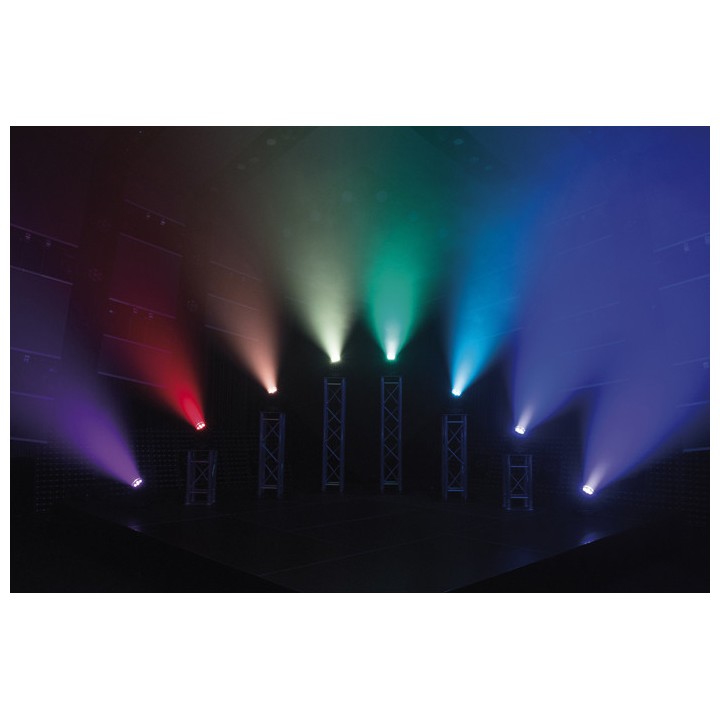 Acquista SHOWTEC SHARK ZOOM WASH ONE online | Merula Strumenti Musicali