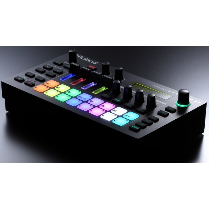Roland  - Mc-101