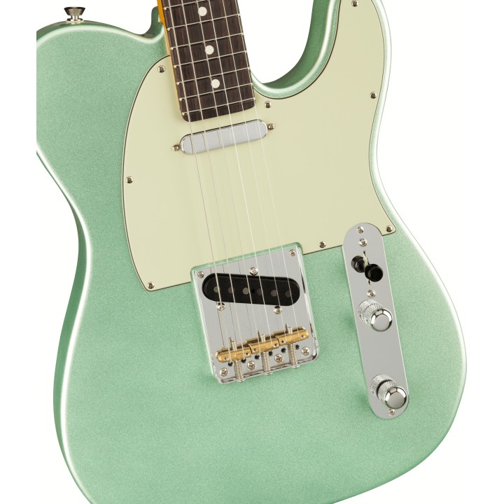 Acquista FENDER American Professional II Telecaster, Rosewood Fingerboard, Mystic Surf Green online | Merula Strumenti Musicali