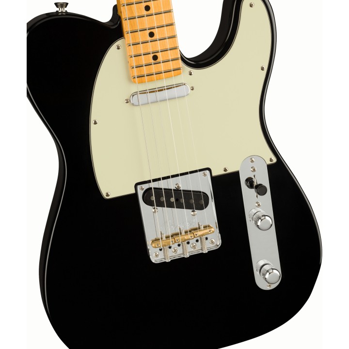 Acquista FENDER American Professional II Telecaster, Maple Fingerboard, Black online | Merula Strumenti Musicali