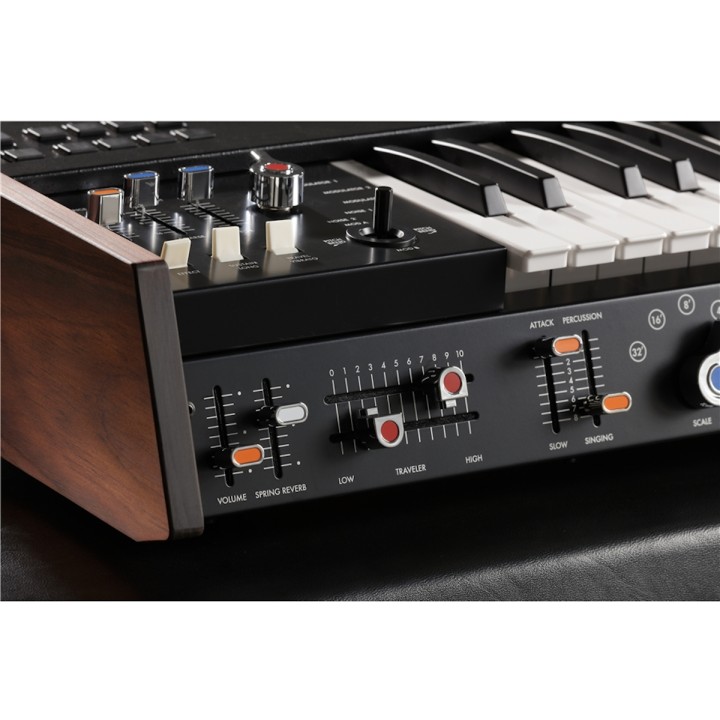 korg minikorg 700 fs sintetizzatore analogico