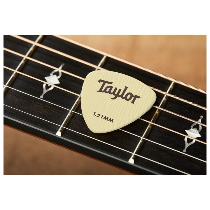 Acquista TAYLOR Picks,Ivoroid,346-1.21mm Ivoroid (24 pz.) online | Merula Strumenti Musicali