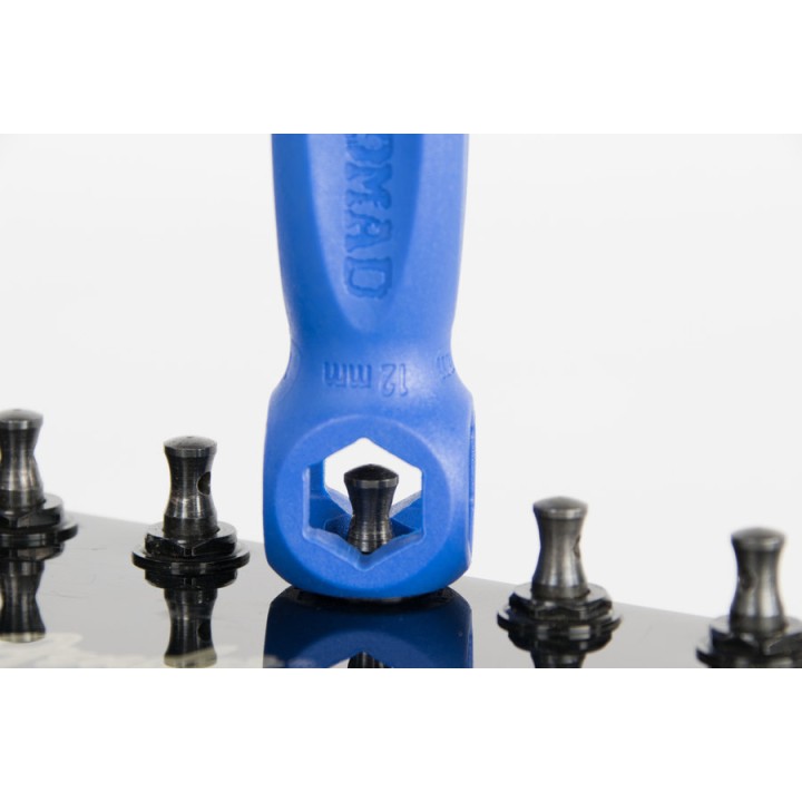 Acquista MUSIC NOMAD MN227 THE OCTOPUS 8 IN 1 TECH TOOL online | Merula Strumenti Musicali