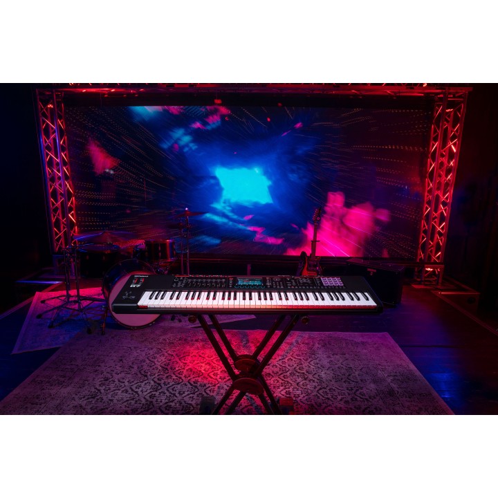 roland fantom-07 workstation sintetizzatore a 76