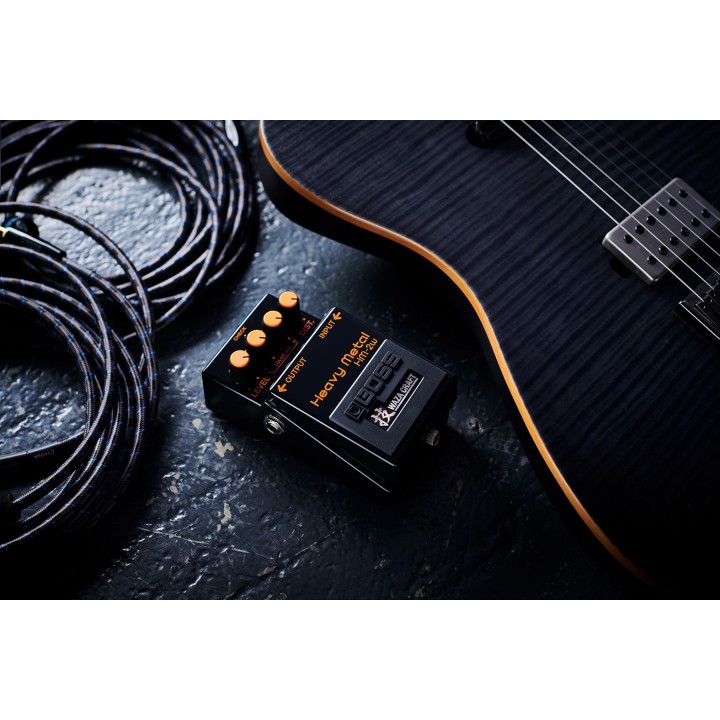 Acquista BOSS HM-2W online | Merula Strumenti Musicali