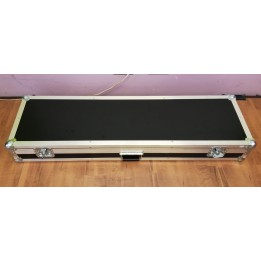 Acquista MERULA CASE 129 X 34 X 12 online | Merula Strumenti Musicali