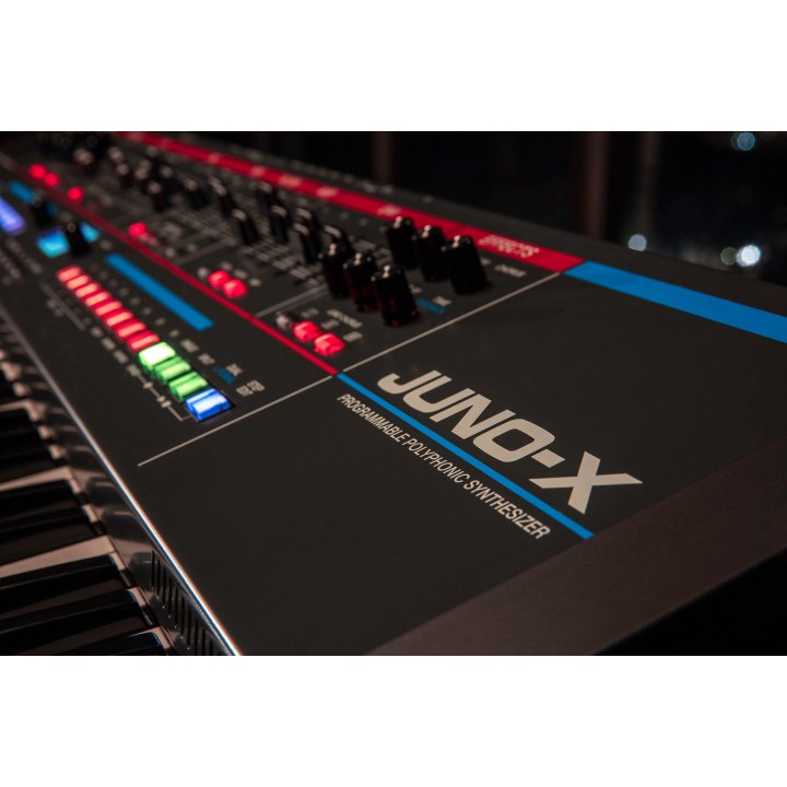 roland juno x sintetizzatore analogico