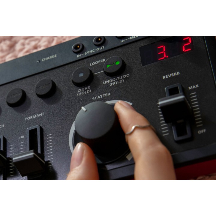 Roland - E-4 Voice Tweaker AIRA Compact