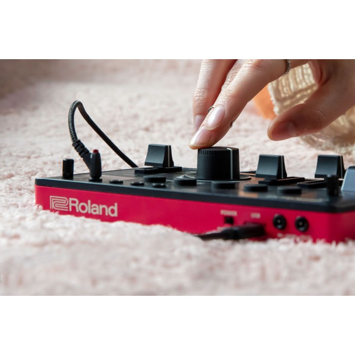 Roland - E-4 Voice Tweaker AIRA Compact