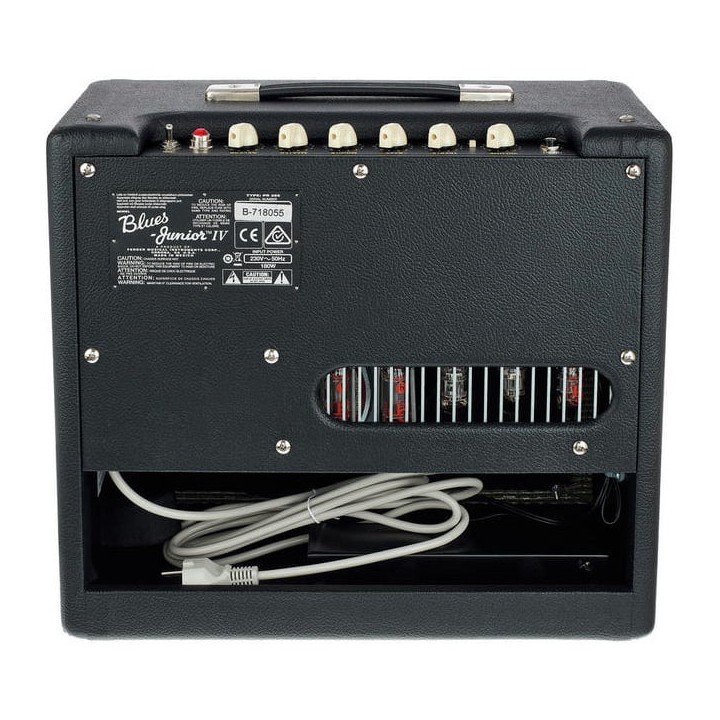 Acquista FENDER Blues Junior IV online | Merula Strumenti Musicali
