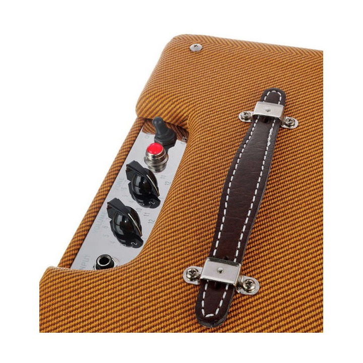 Acquista FENDER Pro Junior IV Ltd online | Merula Strumenti Musicali