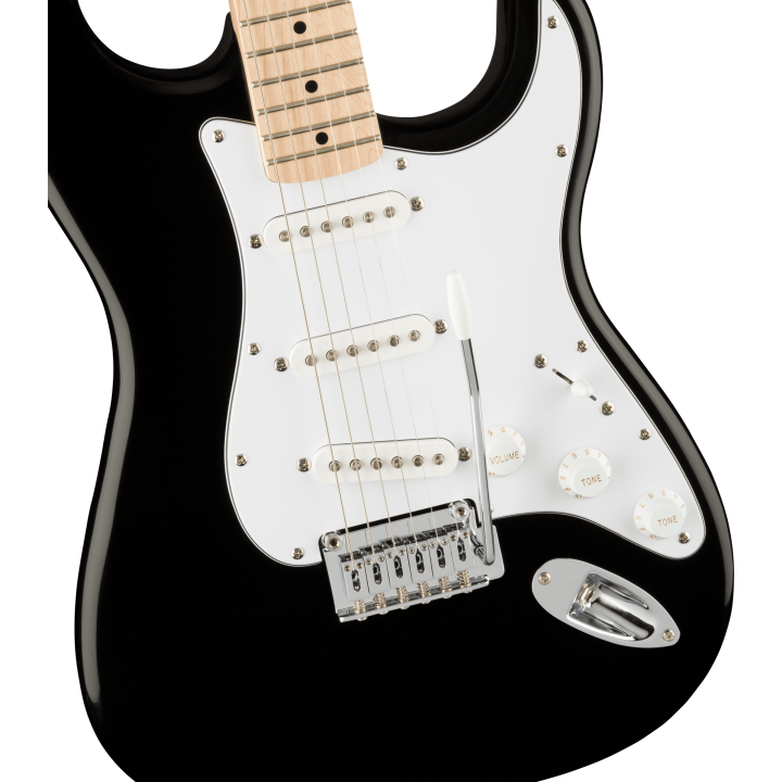 Acquista SQUIER Affinity Series Stratocaster, Maple Fingerboard, White Pickguard, Black online | Merula Strumenti Musicali