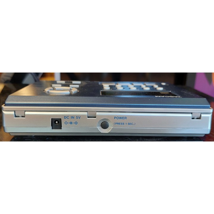 Acquista TASCAM CD-VT2 online | Merula Strumenti Musicali