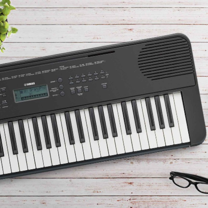 Acquista YAMAHA PSR-E360B online | Merula Strumenti Musicali