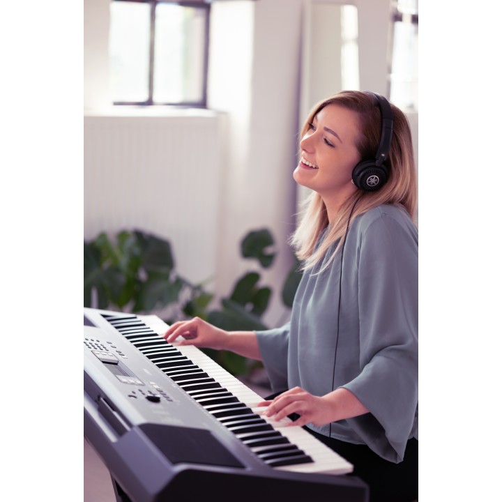 Acquista YAMAHA PSR-EW310 online | Merula Strumenti Musicali