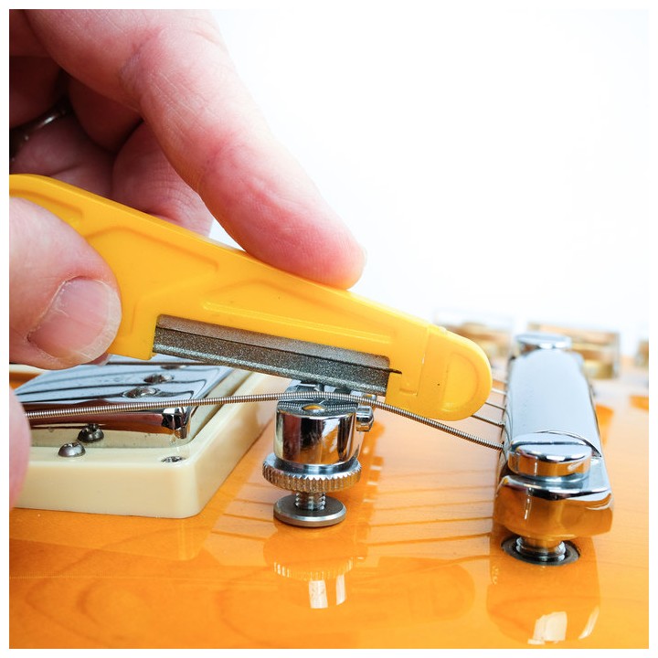 Acquista MUSIC NOMAD MN-MN676 DIAMOND COATED NUT FILE COMPLETE 16PCS online | Merula Strumenti Musicali