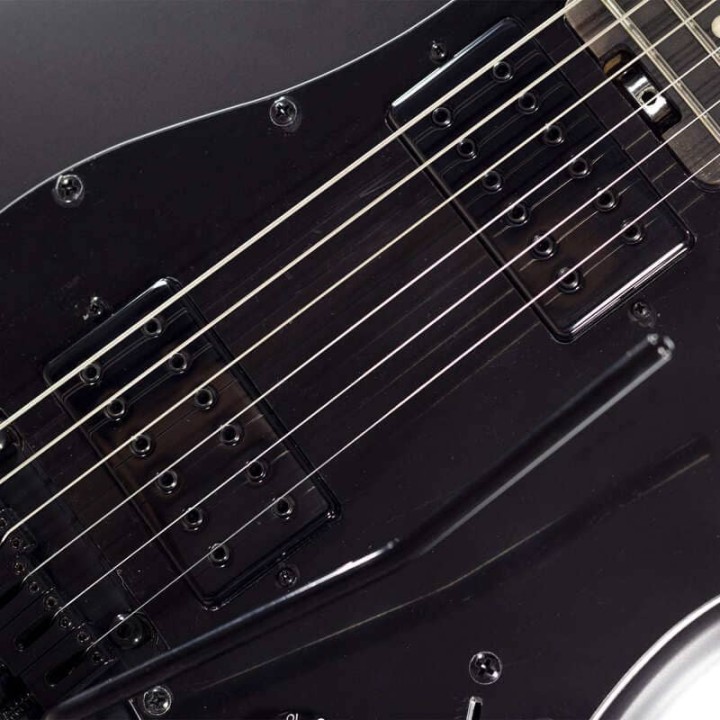 Acquista SCHECTER R66 BAD BOY TRADITIONAL online | Merula Strumenti Musicali