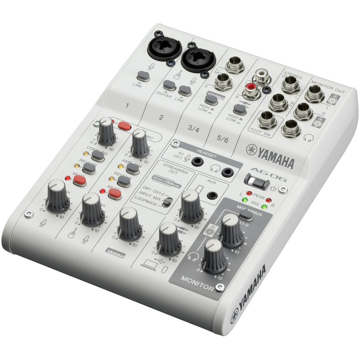 Acquista YAMAHA AG06-MK2 W online | Merula Strumenti Musicali