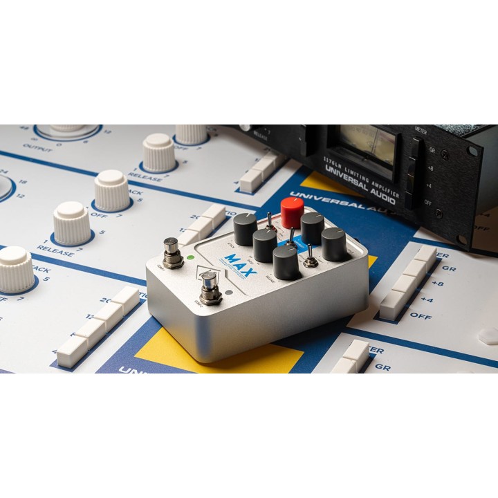 Universal Audio - Max Preamp & Dual Compressor | Merula