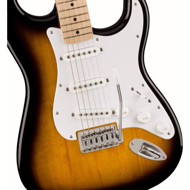 Acquista SQUIER Sonic Stratocaster, Maple Fingerboard, White Pickguard, 2-Color Sunburst online | Merula Strumenti Musicali