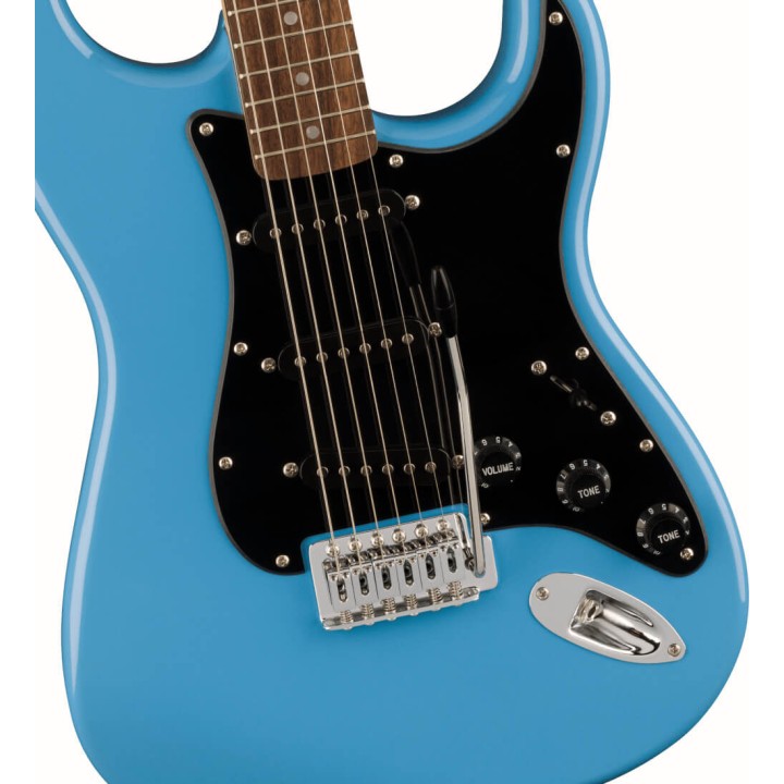 Acquista SQUIER Sonic Stratocaster, Laurel Fingerboard, Black Pickguard, California Blue online | Merula Strumenti Musicali