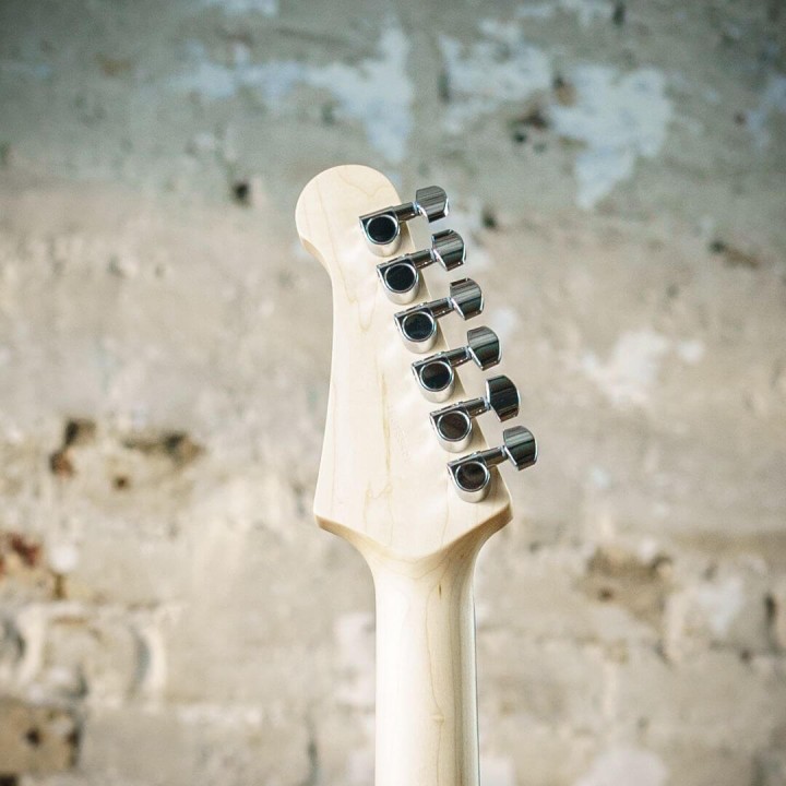 Acquista YAMAHA PACIFICA112VYNS online | Merula Strumenti Musicali
