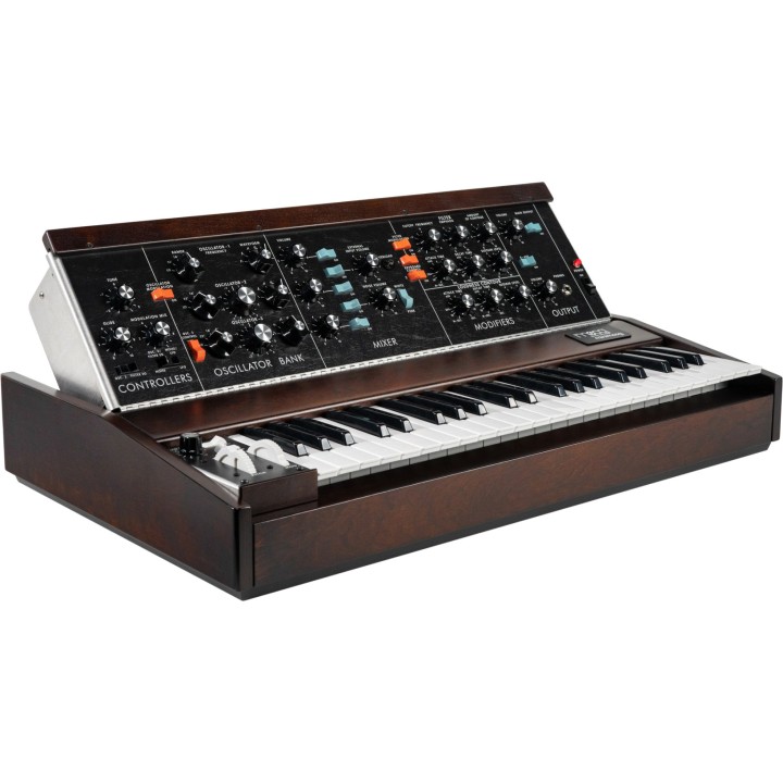 moog-music-minimoog-model-d-2022-synth