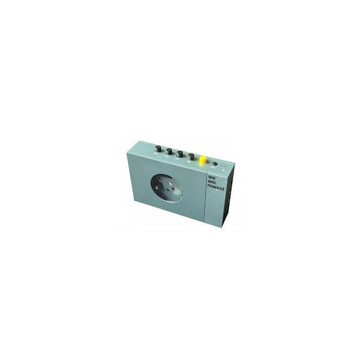 Acquista WEAREREWIND PORTABLE BT CASSETTE PLAYER KURT online | Merula Strumenti Musicali