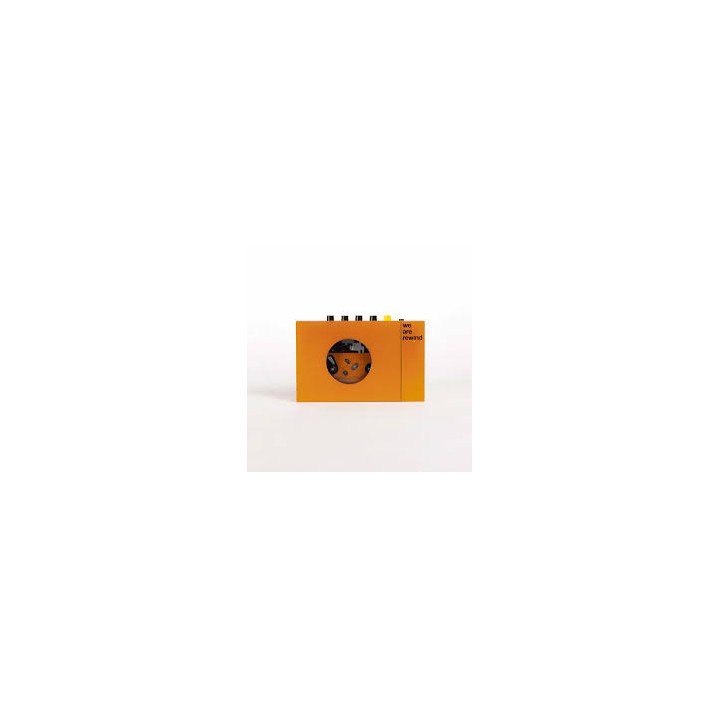 Acquista WEAREREWIND PORTABLE BT CASSETTE PLAYER SERGE ORANGE online | Merula Strumenti Musicali