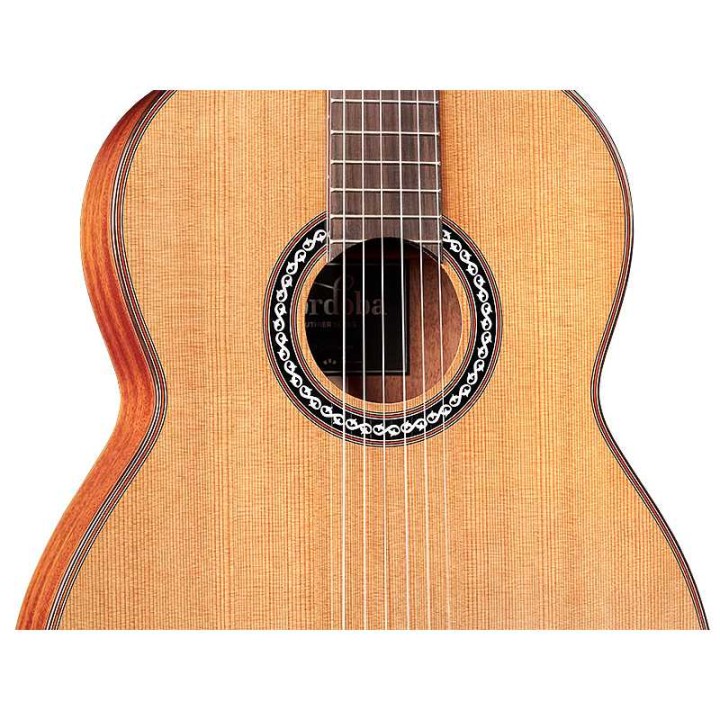 Acquista CORDOBA C9 CROSSOVER online | Merula Strumenti Musicali