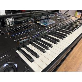 Acquista KORG PA5X 61 (EX DEMO) (EX-DEMO) online | Merula Strumenti Musicali
