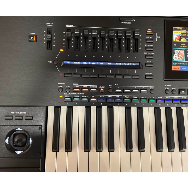 Acquista KORG PA5X 61 (EX DEMO) (EX-DEMO) online | Merula Strumenti Musicali
