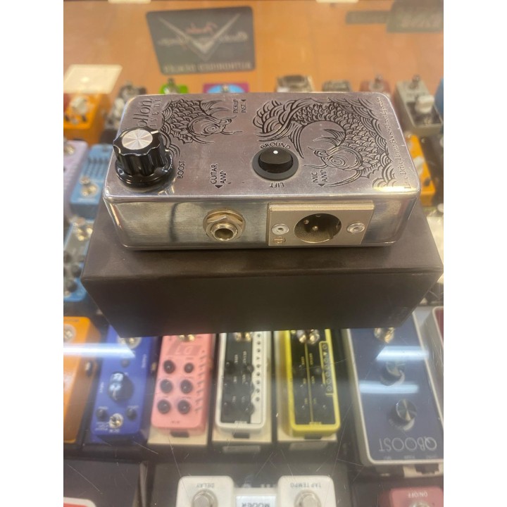 Acquista MOOLLON Signal Boost online | Merula Strumenti Musicali