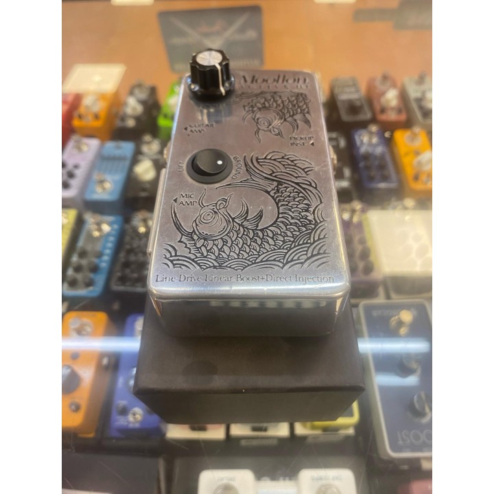 Acquista MOOLLON Signal Boost online | Merula Strumenti Musicali