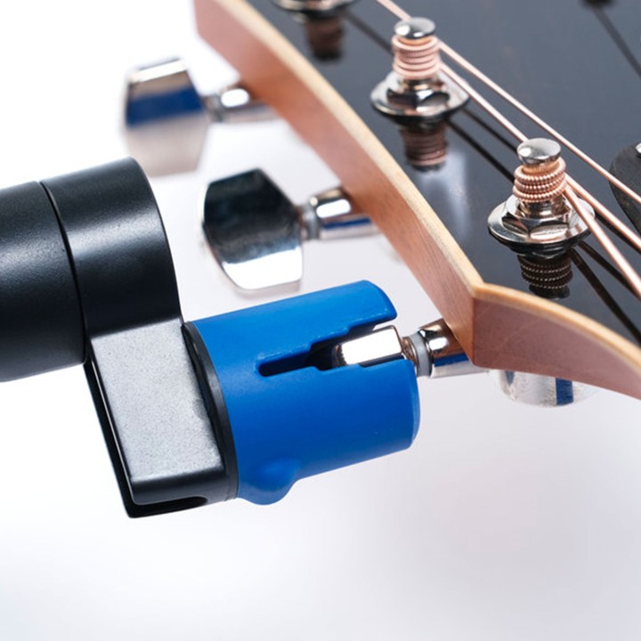 Acquista MUSIC NOMAD MN-MN223 GRIP ONE - ALL IN ONE STRING WINDER + CUTTER + PUL online | Merula Strumenti Musicali