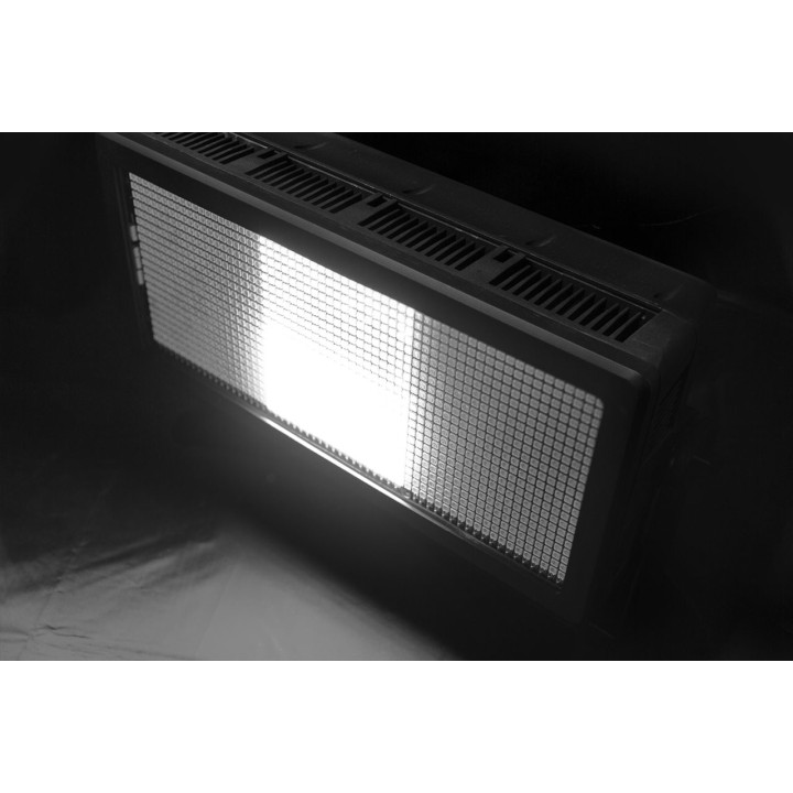 Acquista BEAMZ BS1500W STROBOSCOPE LED CW IP65 online | Merula Strumenti Musicali